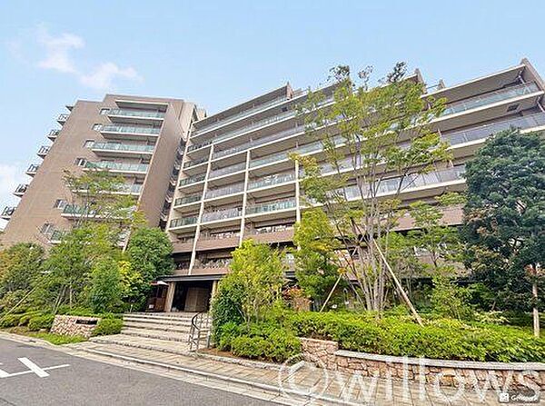 マンションを選ぶ際、最も大事なポイントである築年数。新築とほとんど変わらない凛とした共用部、最新の設備。金額的なメリットが大きく、新築より築浅中古を狙うお客様は本当に多いです