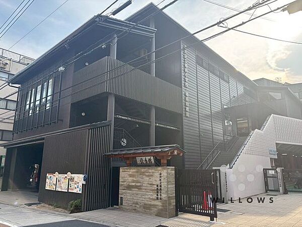 品川区立城南小学校 徒歩7分。 510m