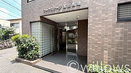 シンプルですっきりとした空間がお出迎え。