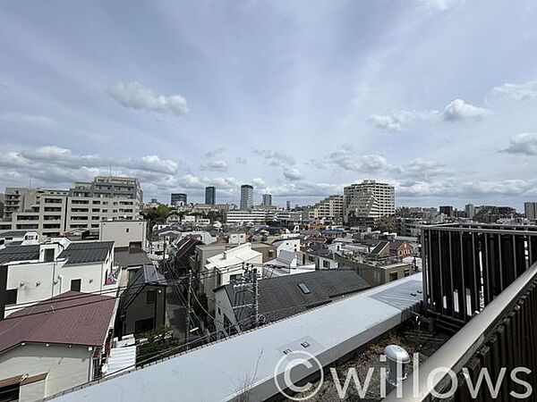 眺望の良い部屋で新生活をしてみませんか？青空がみえたり、眺望や窓からの景色が良いと、家で過ごす時間も快適なものとなります。