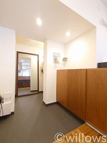 収納の多さも魅力です！使い勝手の良い収納を豊富に設置しております。
