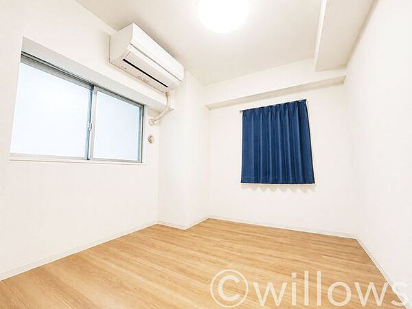 大きなベッドを置いてもゆとりあるお部屋サイズとなっております。家族の成長、ライフスタイルにあわせてフレキシブルにお使い下さい。