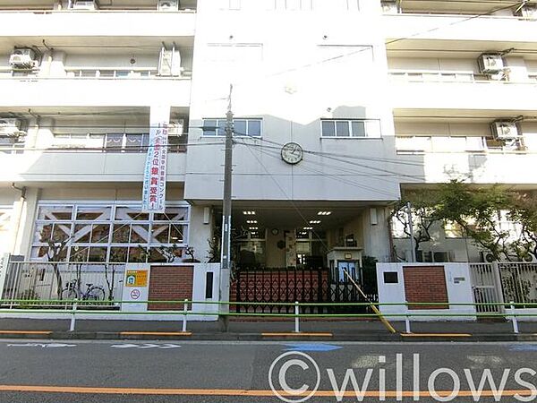 港区立白金小学校 徒歩4分。 310m
