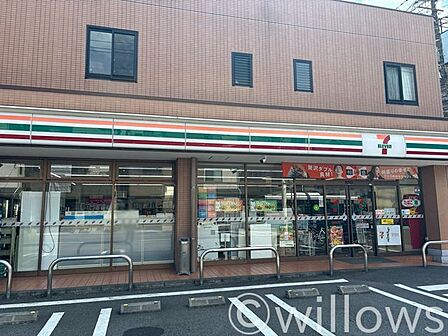 セブンイレブン大田区大森南1丁目店 徒歩4分。 250m