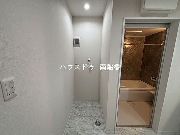 洗濯機置場