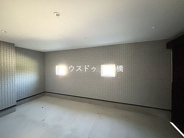 ビルトインガレージ