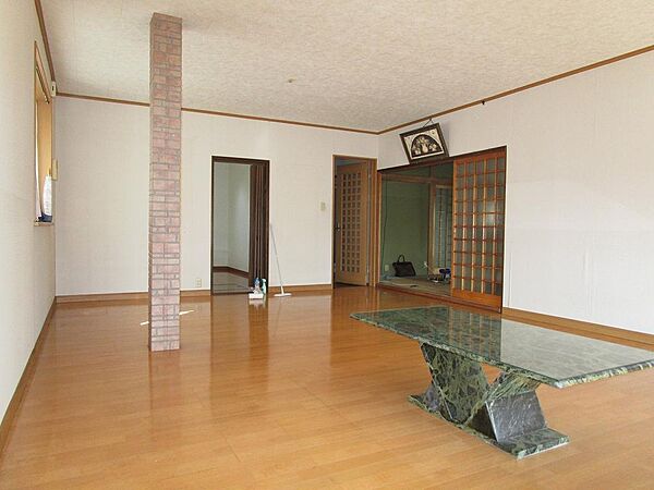 detached 茨城県古河市尾崎2091-10
地図を見る