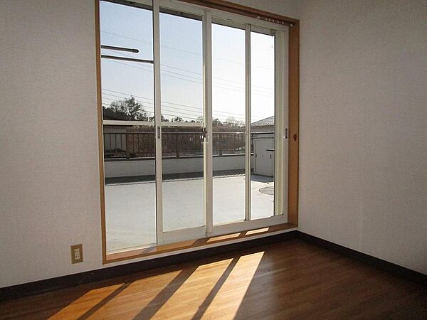 detached 茨城県古河市尾崎2091-10
地図を見る