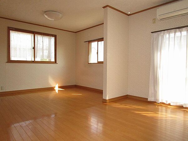 detached 茨城県古河市尾崎2091-10
地図を見る