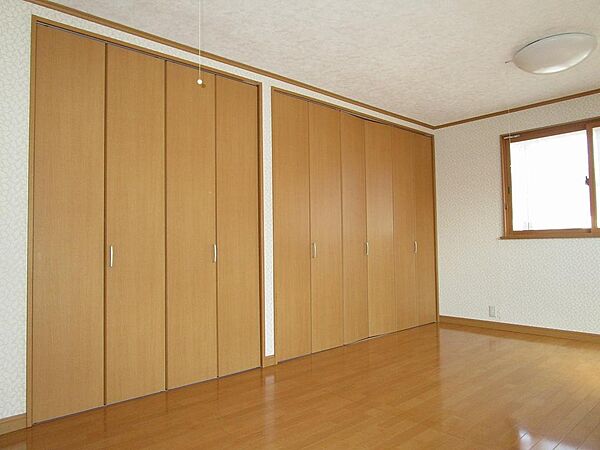 detached 茨城県古河市尾崎2091-10
地図を見る