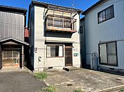日華化学前駅より徒歩9分 築29年2ヶ月 2階建の賃貸物件