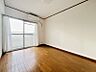 室内：洋室は各部屋6帖ございます！