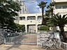 周辺：明徳小学校　徒歩約4分　約300ｍ
