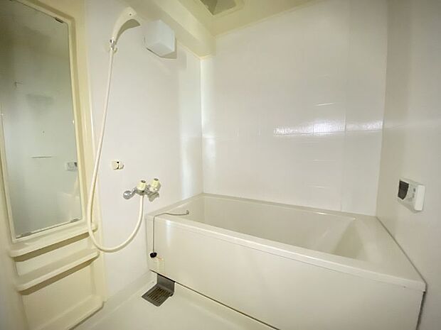 【浴室】リノベーション向き物件♪お客様のご要望に応じてプランのご提案をいたします。