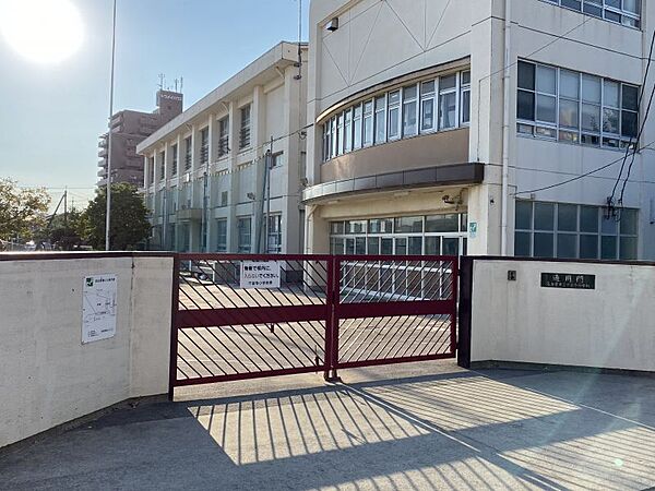 千音寺小学校まで687m徒歩約9分