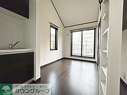 ROSSO&レジデンス 1階ワンルームのリビング/ダイニング