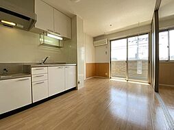 グラシューズ 3階1LDKのリビング/ダイニング