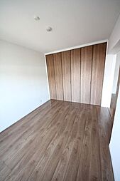 小田急江ノ島線 東林間駅 徒歩9分の賃貸マンション 4階2LDKのリビング/ダイニング