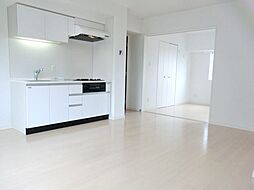 センテニアル王子神谷 01008 10階2LDKのリビング/ダイニング