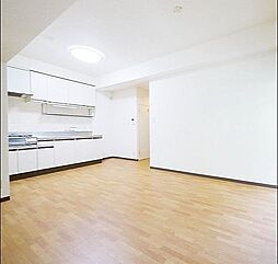 オーベルジュ桐ヶ丘 301 3階2LDKのリビング/ダイニング