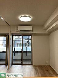 プラウド板橋区役所前 202 2階1LDKのリビング/ダイニング