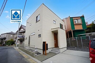 外観:オール電化^^角地^^JR「南福岡」(自転車8分/1.8km)。 外観:オール電化^^角地^^JR「南福岡」(自転車8分/1.8km)。