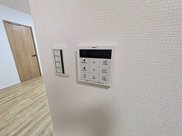 おいだき機能つきなのでお風呂に入る時間が異なるご家庭には嬉しいですね。ボタン一つで快適で便利な生活が＾＾
