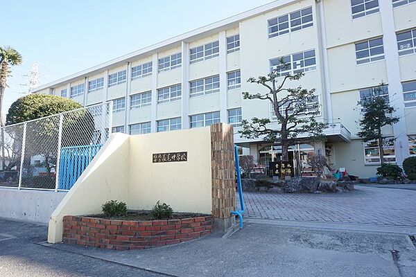 長尾中学校