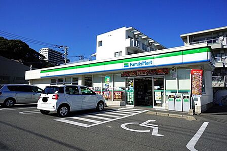 ファミリーマート 福岡寺塚