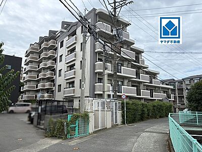 外観：休日にはご家族連れで賑わうららぽーと福岡徒歩10分＾＾快適でゆとりのある生活空間で新生活を始めましょう。
