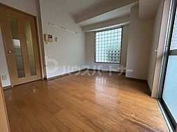 グランパパス 1階1Kのリビング/ダイニング