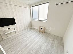 MONOLITH　OGI-OHASHI 1階ワンルームのリビング/ダイニング