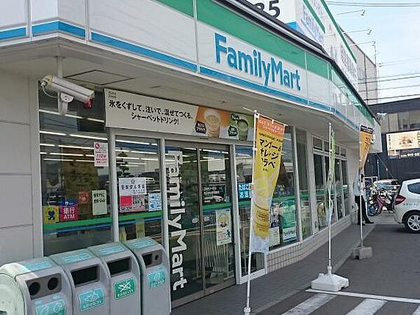 画像22:ファミリーマート 中央市場前店（348m）