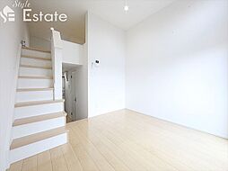 名古屋市営東山線 本陣駅 徒歩7分の賃貸アパート 2階1SKのリビング/ダイニング