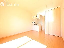 名古屋市営桜通線 国際センター駅 徒歩1分の賃貸マンション 9階ワンルームのリビング/ダイニング