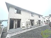 塩屋駅より徒歩13分 築2年10ヶ月 2階建の賃貸物件