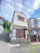 山陽塩屋駅より徒歩11分 築40年1ヶ月 2階建の賃貸物件