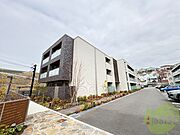 山陽塩屋駅より徒歩33分 築1年10ヶ月 3階建の賃貸物件