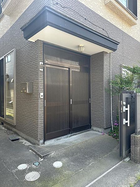 detached 秋田県にかほ市平沢字清水48
地図を見る