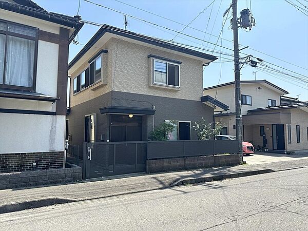 detached 秋田県にかほ市平沢字清水48
地図を見る