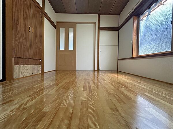 detached 秋田県にかほ市平沢字清水48
地図を見る