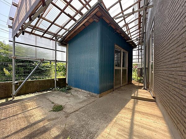 detached 秋田県にかほ市平沢字清水48
地図を見る