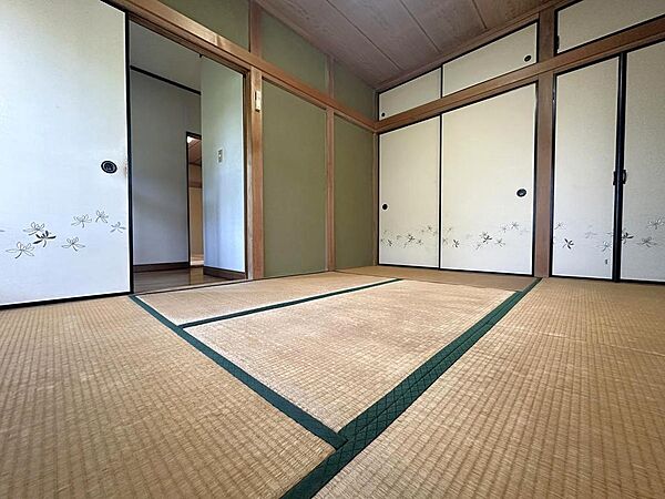 2階和室（東側・6.0帖）