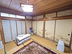 西町リノベ戸建 5LDKの室内