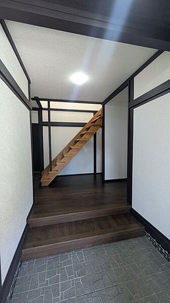 明るい南向き玄関