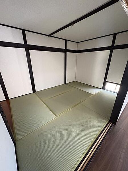 玄関前和室　客間向き　