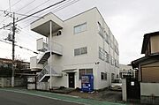 甲府駅より徒歩13分 築34年4ヶ月 3階建の賃貸物件