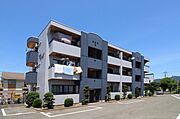 竜王駅より徒歩18分 築34年5ヶ月 3階建の賃貸物件