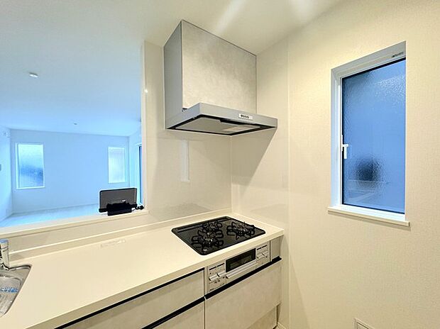 レンジフード&3口コンロ