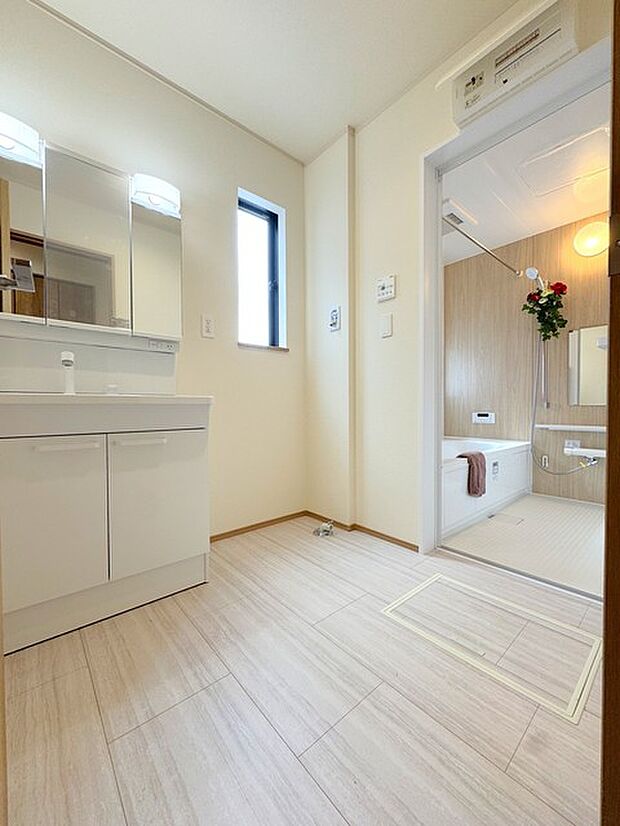 室内洗濯機置き場あり